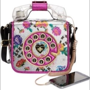 ON HOLD TIL 4/24 Betsey Johnson Phone Bag